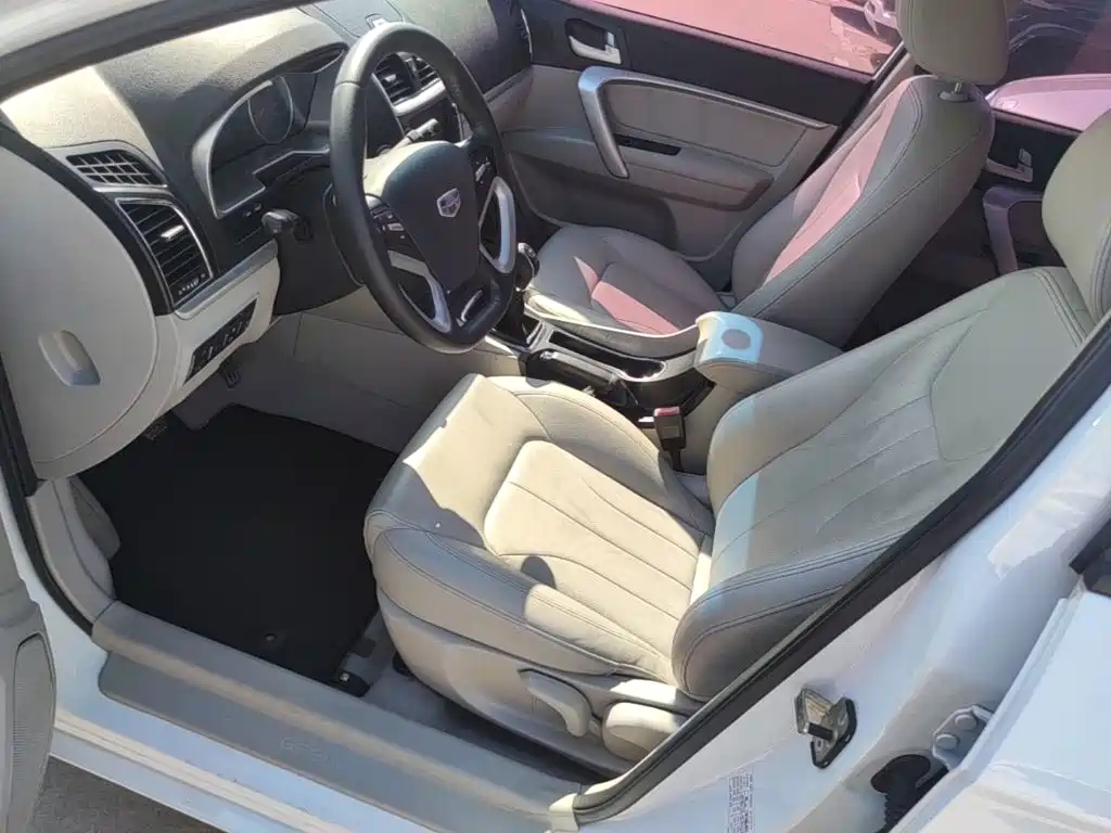 Geely Emgrand 2016 2016 Sedan 1.5L Manual Luxury