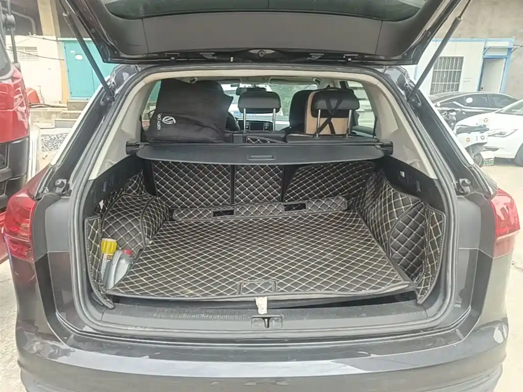 Volkswagen Tayron 2019 330TSI 2WD Luxury China V фото 19