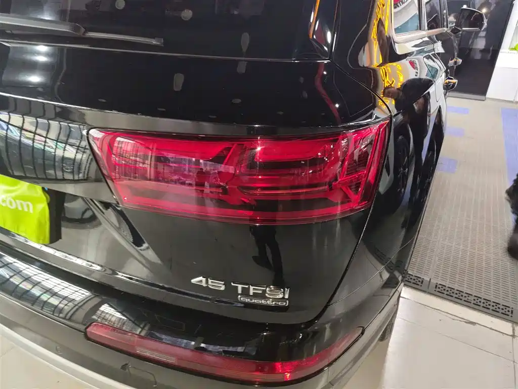 Audi Q7 2016 45 TFSI Technology фото 24