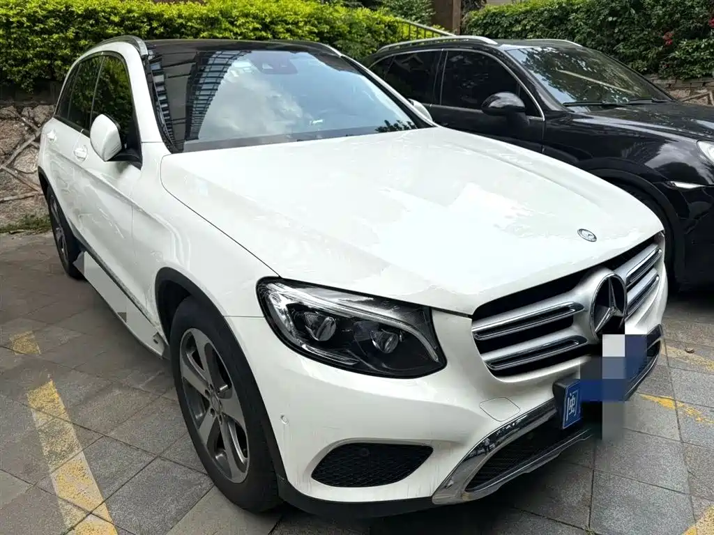 Mercedes-Benz GLC 2017 GLC 300 4MATIC Dynamic фото 3