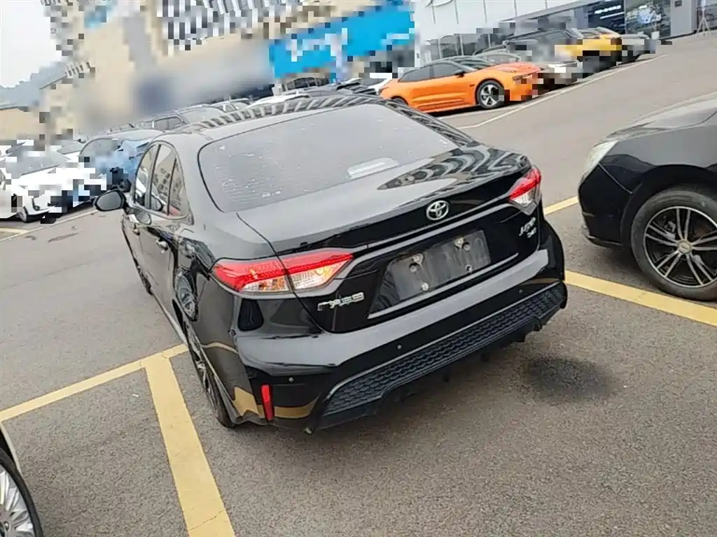 Toyota Levin 2021 185T CVT Sport Edition фото 5