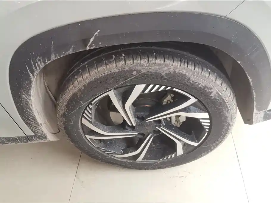 GEELY AUTOMOBILE BOYUE