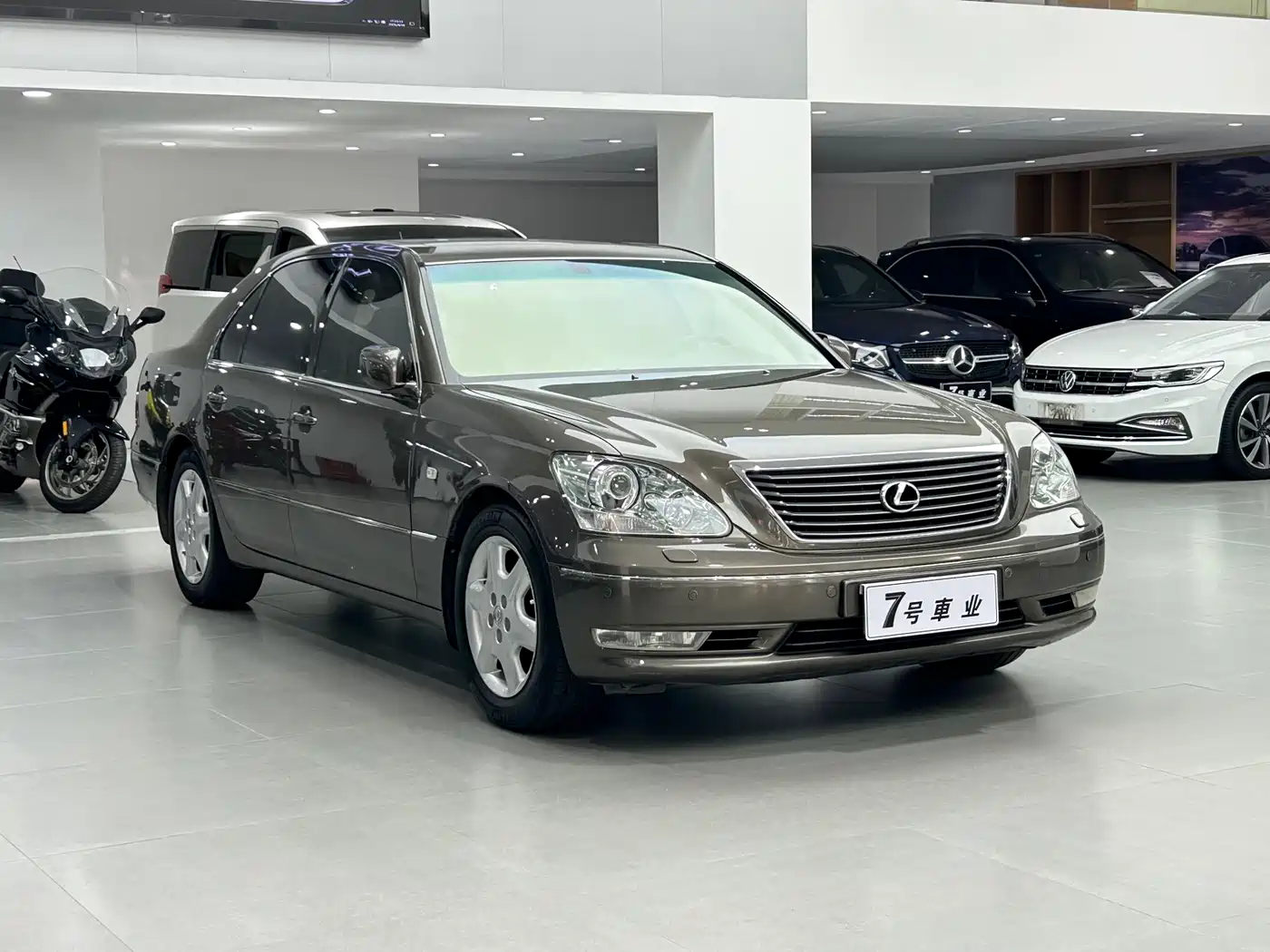 Lexus LS 2005 430 фото 3