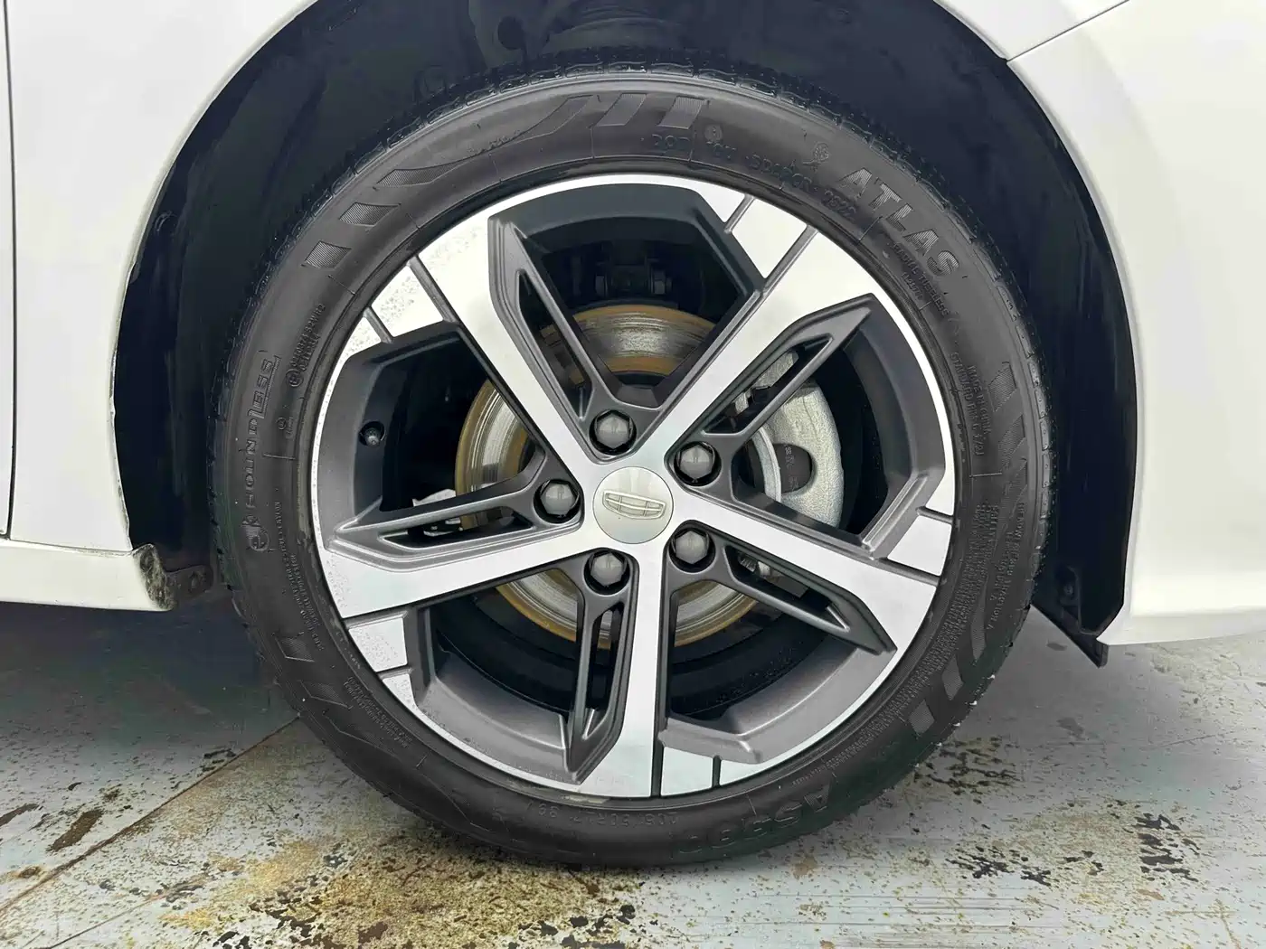 Geely Emgrand L 2022 2022 1.4T CVT Supreme