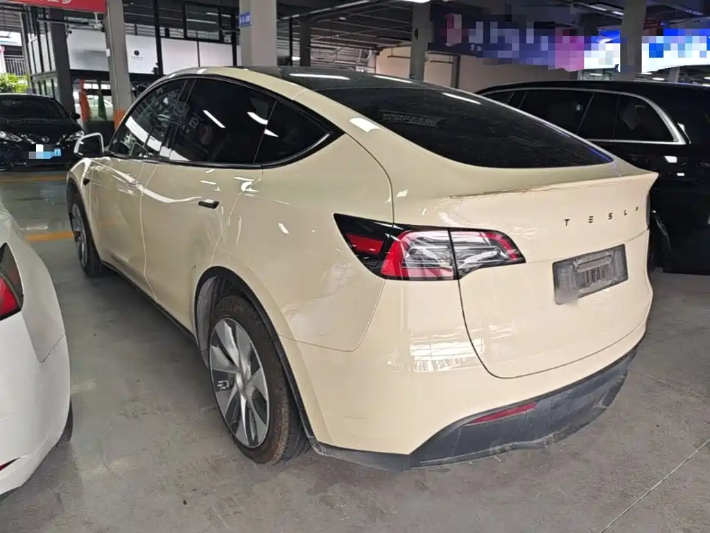 Фото 5 - Tesla Model Y