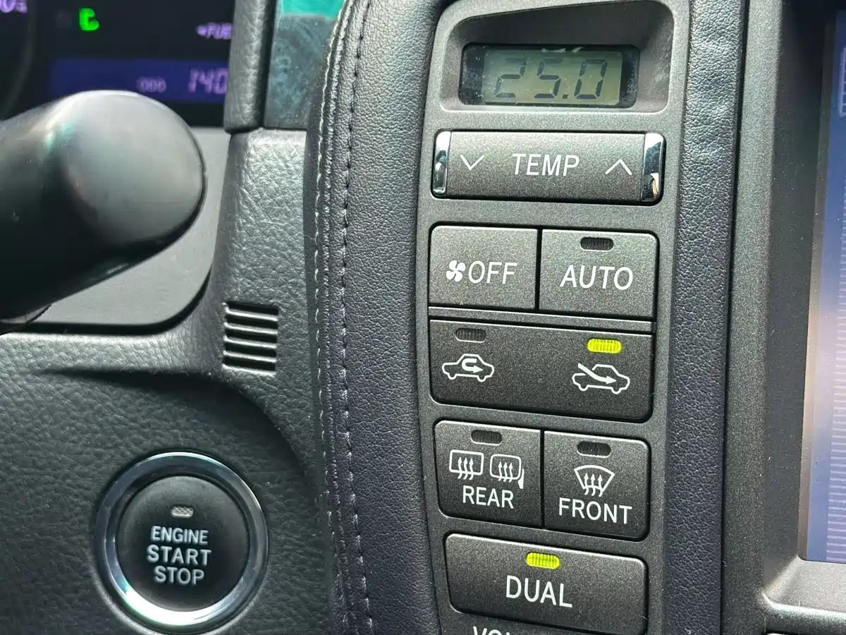 Toyota Crown 2007 3.0L Royal Saloon Fashion Navigation фото 21