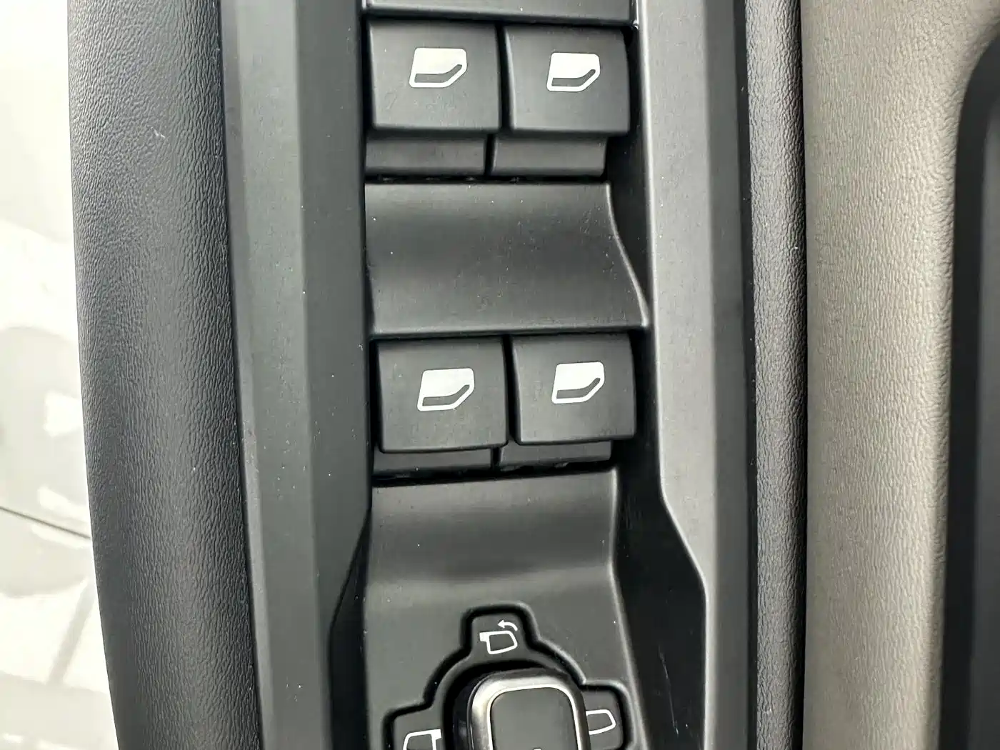 Фото 11 - Citroën Versailles C5 X