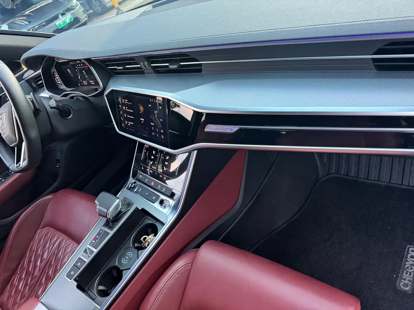 Audi A7L 2024 45 TFSI quattro S-line Black Warrior Edition фото 11