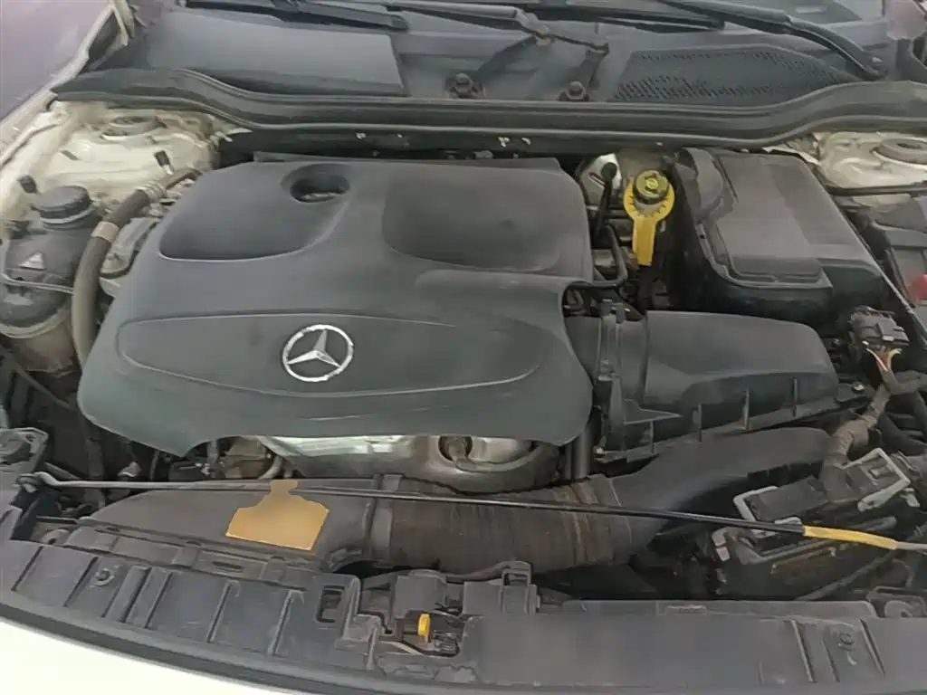 Mercedes-Benz GLA 2016 GLA 200 Dynamic фото 20