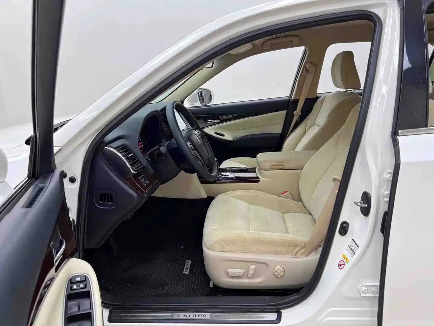 Toyota Crown 2019 2018 2.0T Pioneer Edition