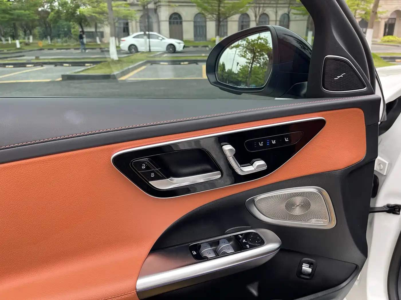 Mercedes-Benz C-Class 2025 C 260 L Night Sport Edition фото 19