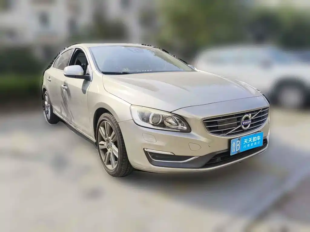 Photo 3 - Volvo S60