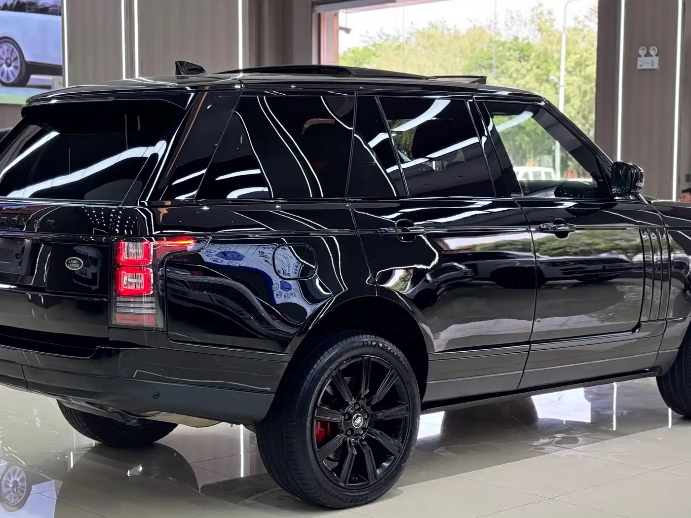 Land Rover Range Rover 2017 3.0 SC V6 Vogue фото 6