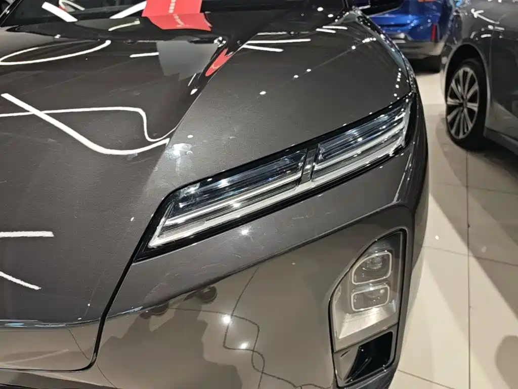 NIO ES8 2026 2025 Model 6-Seat Executive Luxury Edition