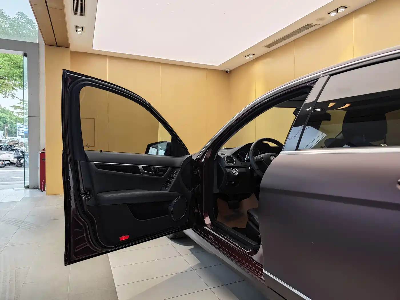Mercedes-Benz C-Class 2013 C 260 Fashion Grand Edition фото 7