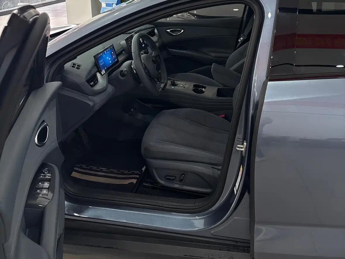 BYD Seal 06GT 2025 Smart Drive Edition 505 Ocean Wave фото 9