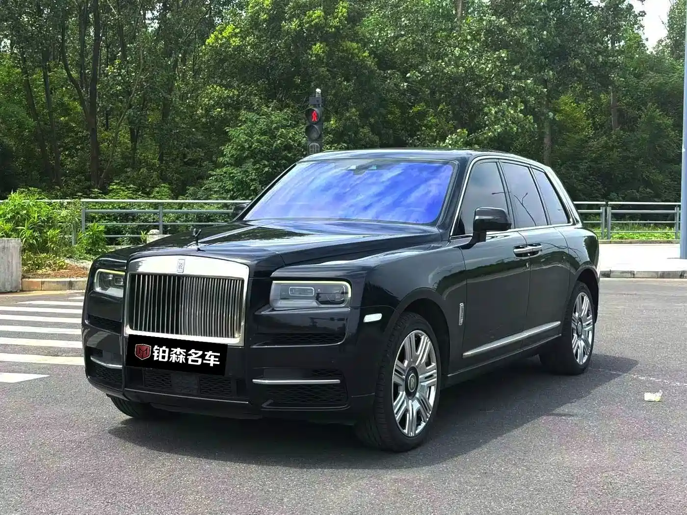  Rolls-Royce Cullinan 2018 4-Seater Version