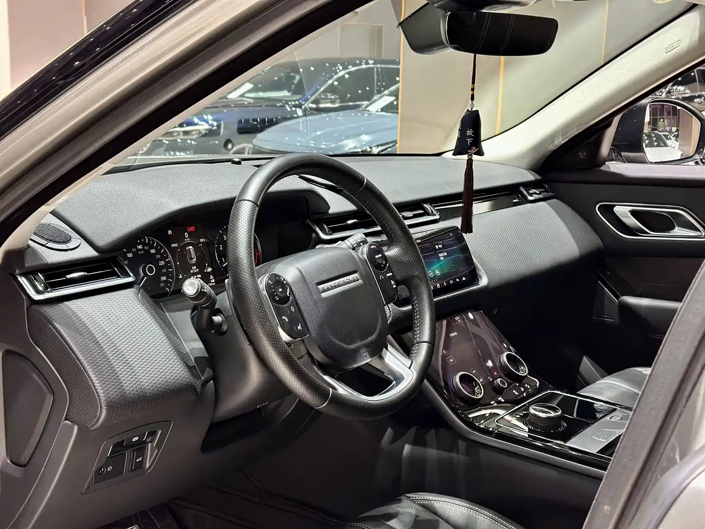 Land Rover Range Rover Velar 2018 2017 P380 R-DYNAMIC S