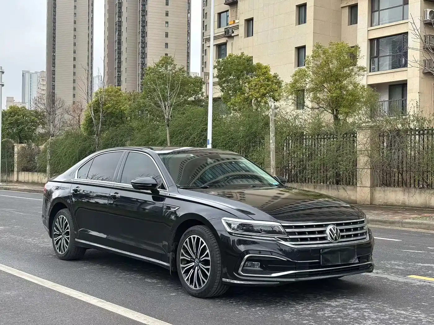 Volkswagen Phideon 2021 380TSI Luxury Edition фото 3