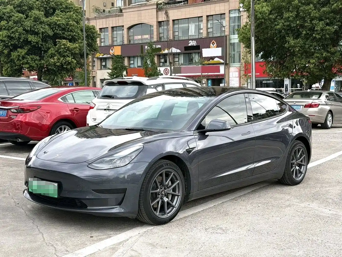 Tesla Model 3 2022