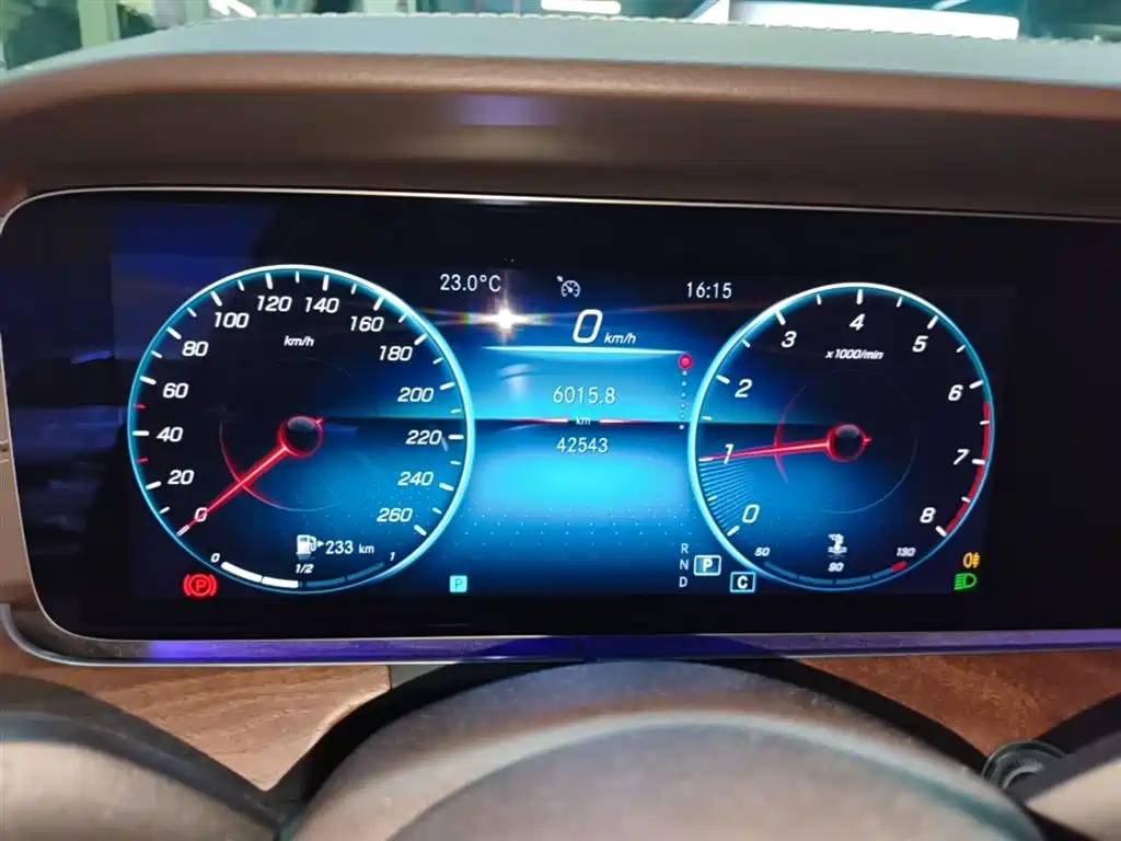 Mercedes-Benz E-Class 2021 Facelift E 300 L Luxury фото 12