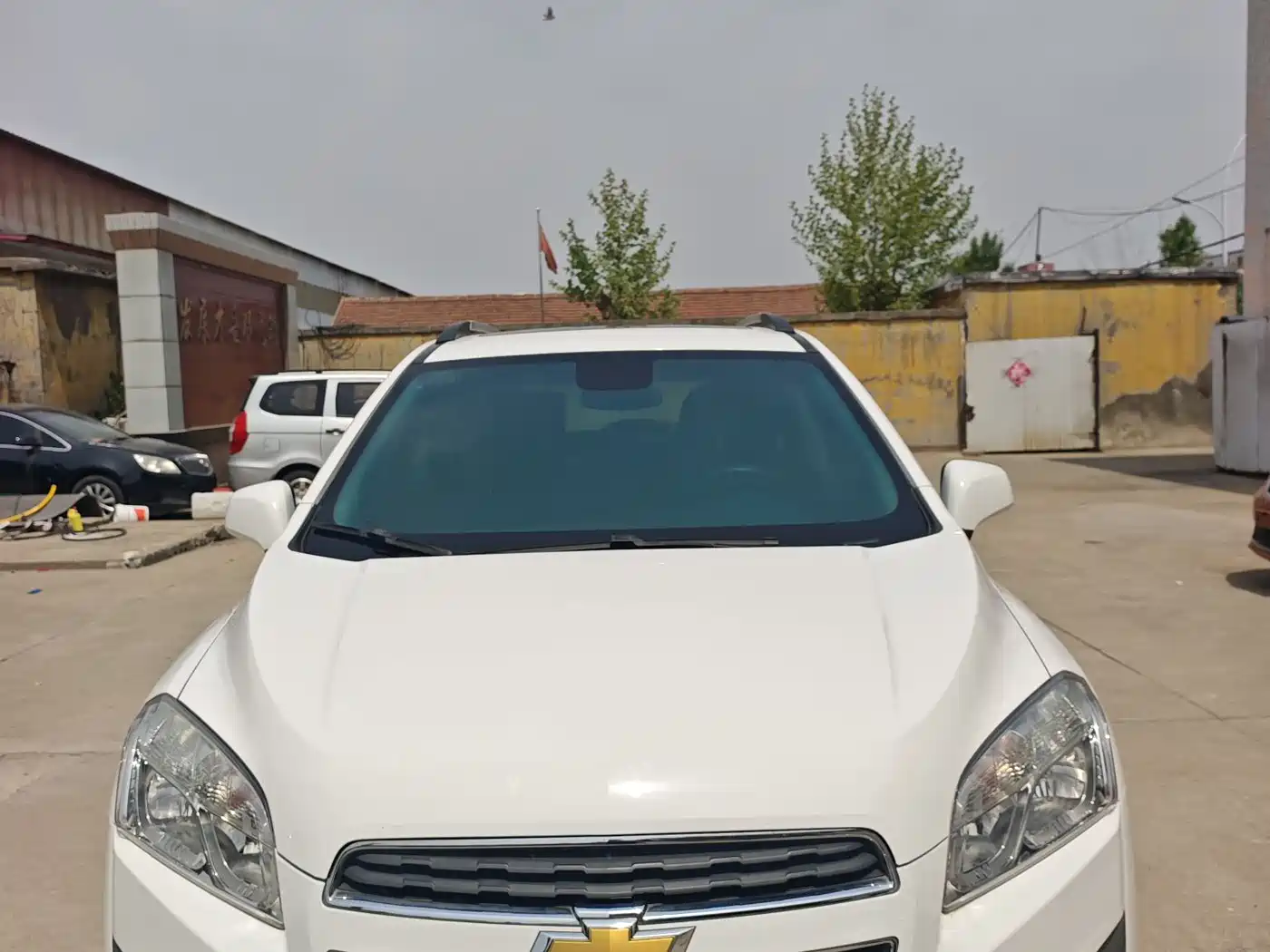 Chevrolet Trax 2016 1.4T Manual 2WD Comfort Sunroof Edition фото 2