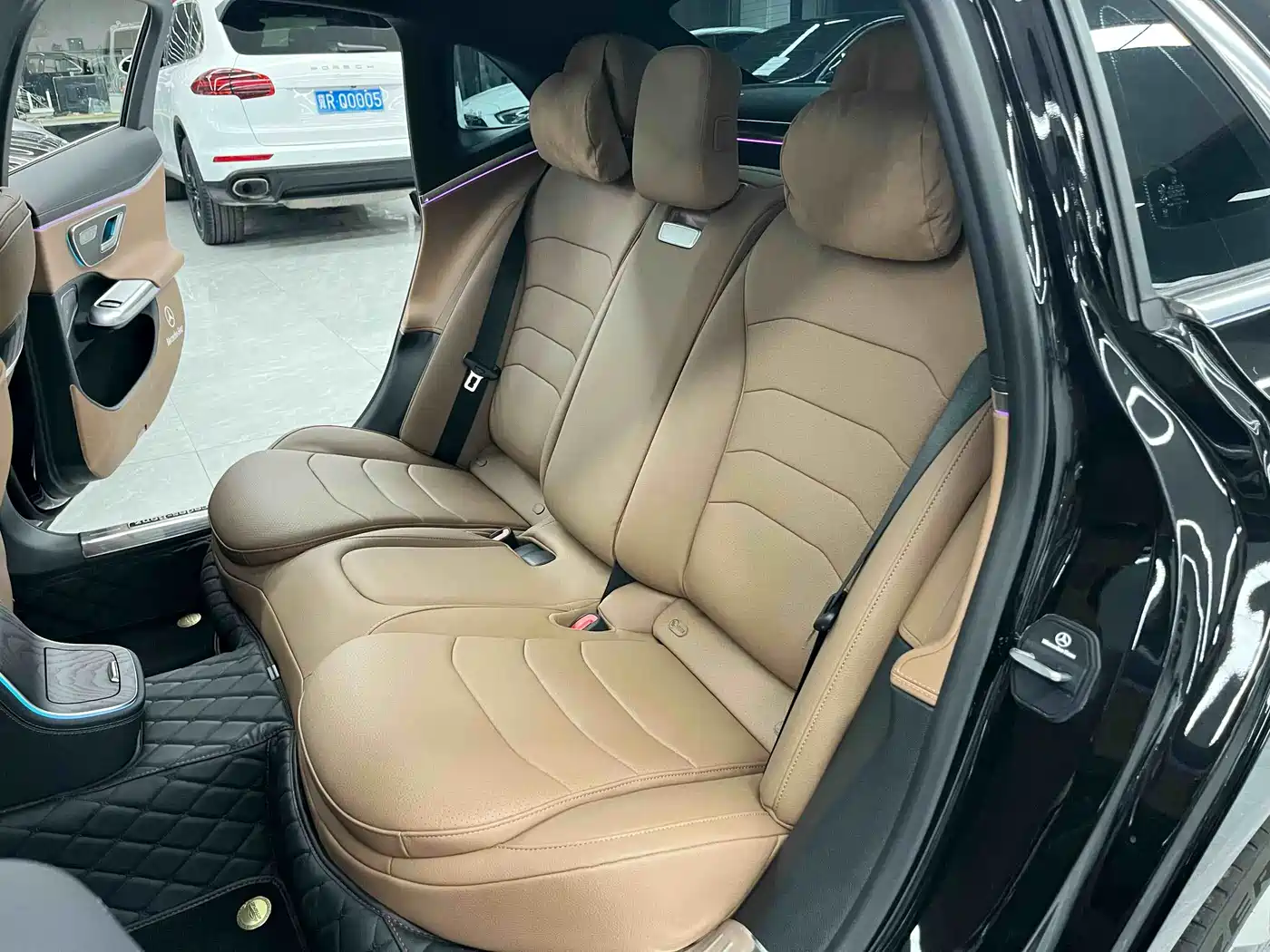 Mercedes-Benz E-Class 2024 E 300 L Fashion Sport фото 19