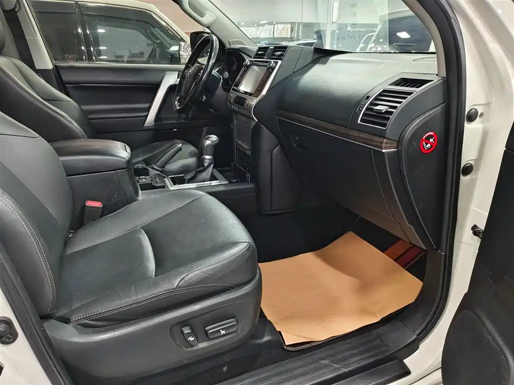 Toyota Prado 2018 3.5L Automatic TX-L Rear-mounted Spare Tire фото 15