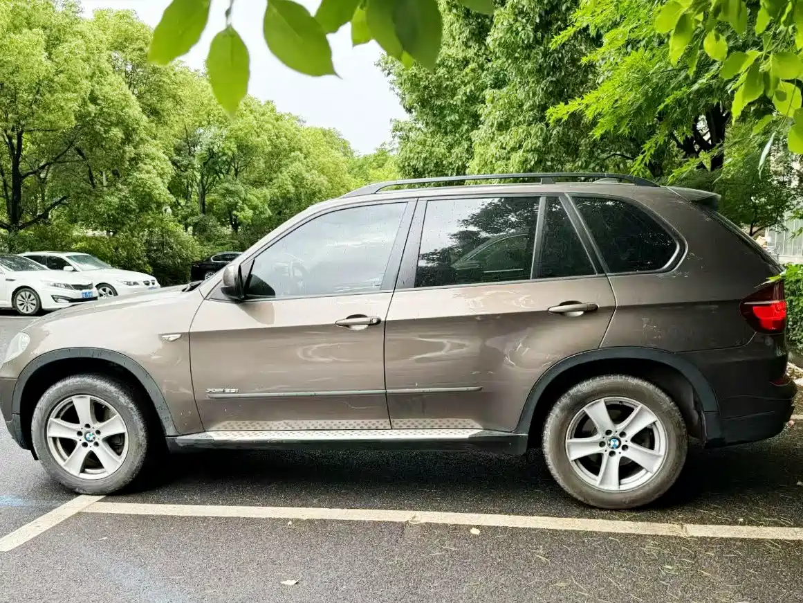 BMW X5 (Import) 2013 xDrive35i Leading фото 4