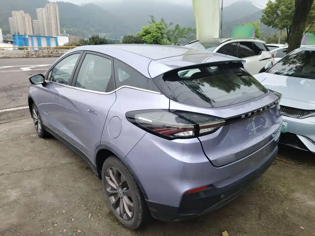 Geely Geometry M6 2023 2022 450 New Intelligence Edition