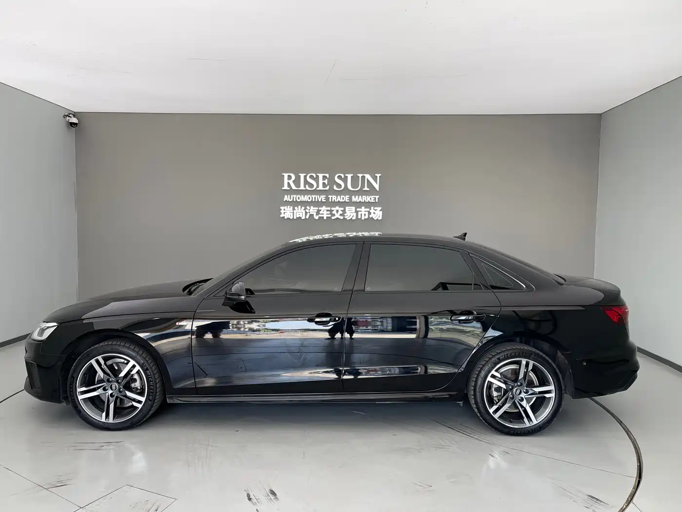 Audi A4L 2022 40 TFSI Luxury Dynamic фото 10
