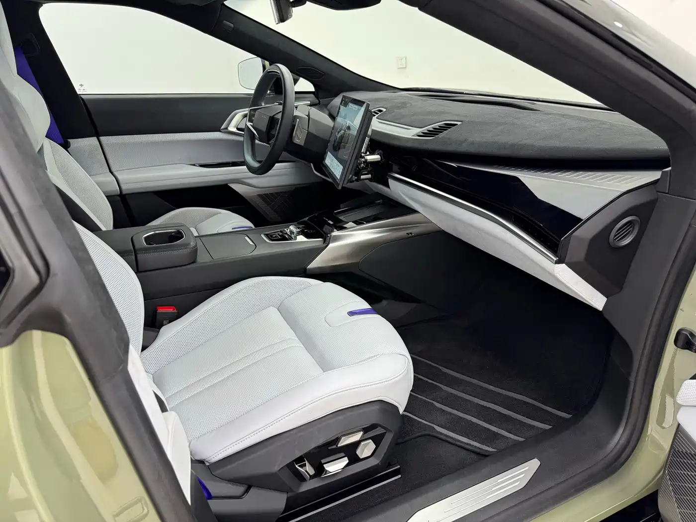 HiPhi Z 2023 2023 4-Seater Edition