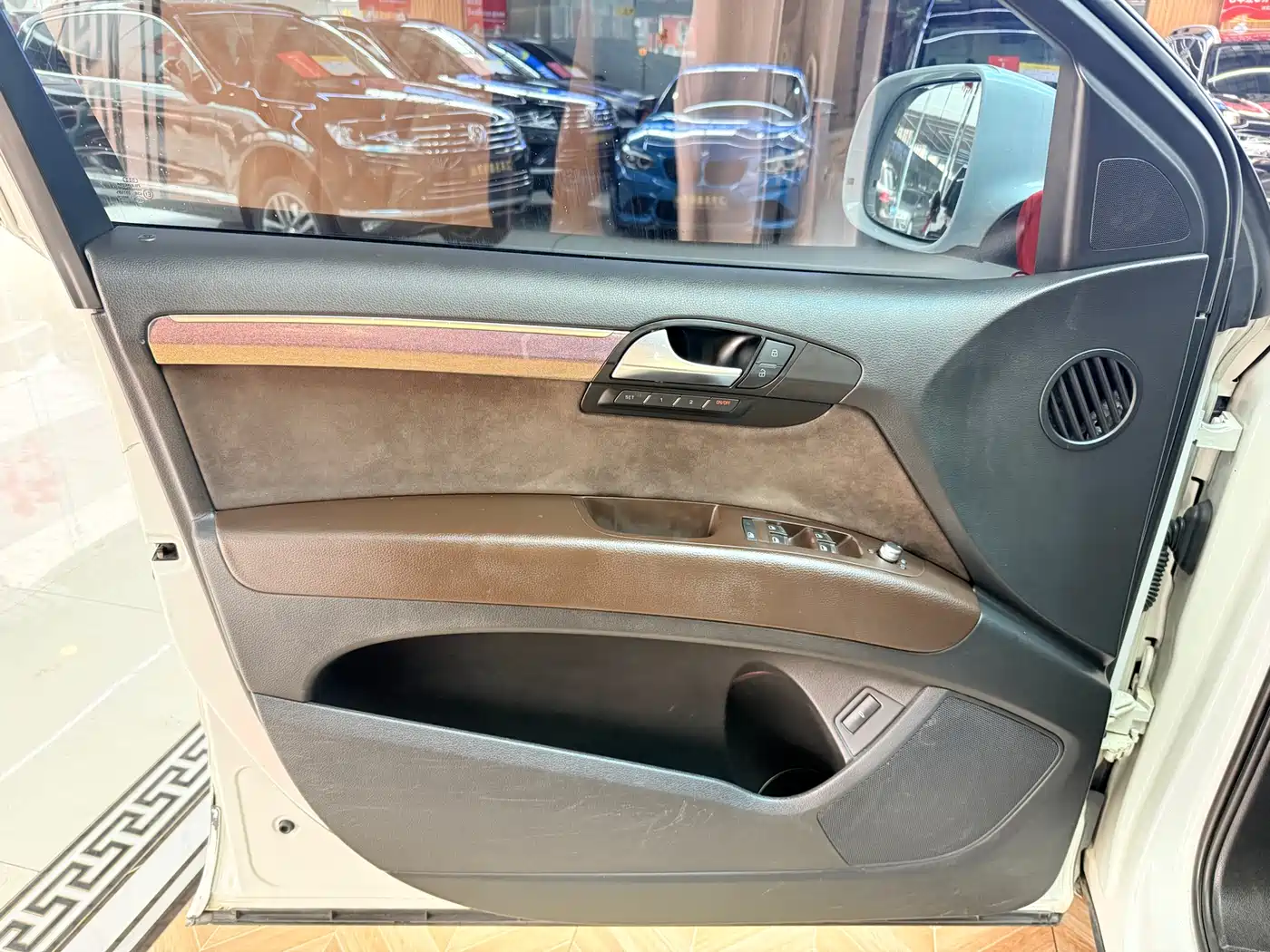 Audi Q7 2013 35 TFSI Progressive фото 7