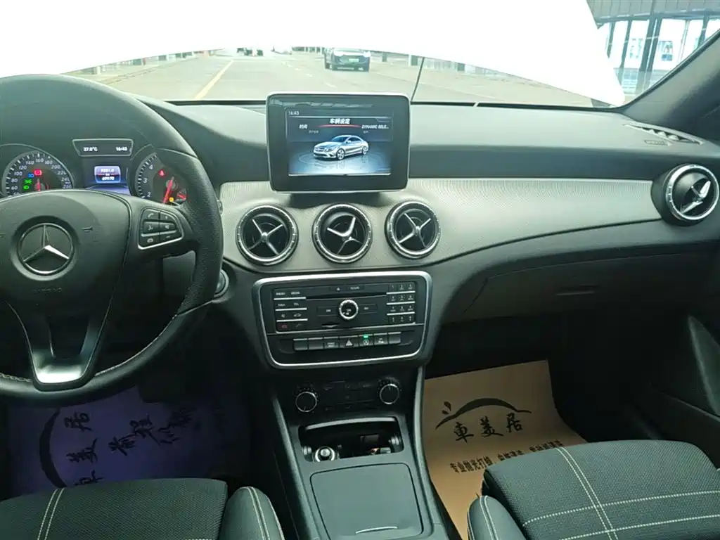 Mercedes-Benz CLA (Import) 2016 CLA 200 Sport фото 13