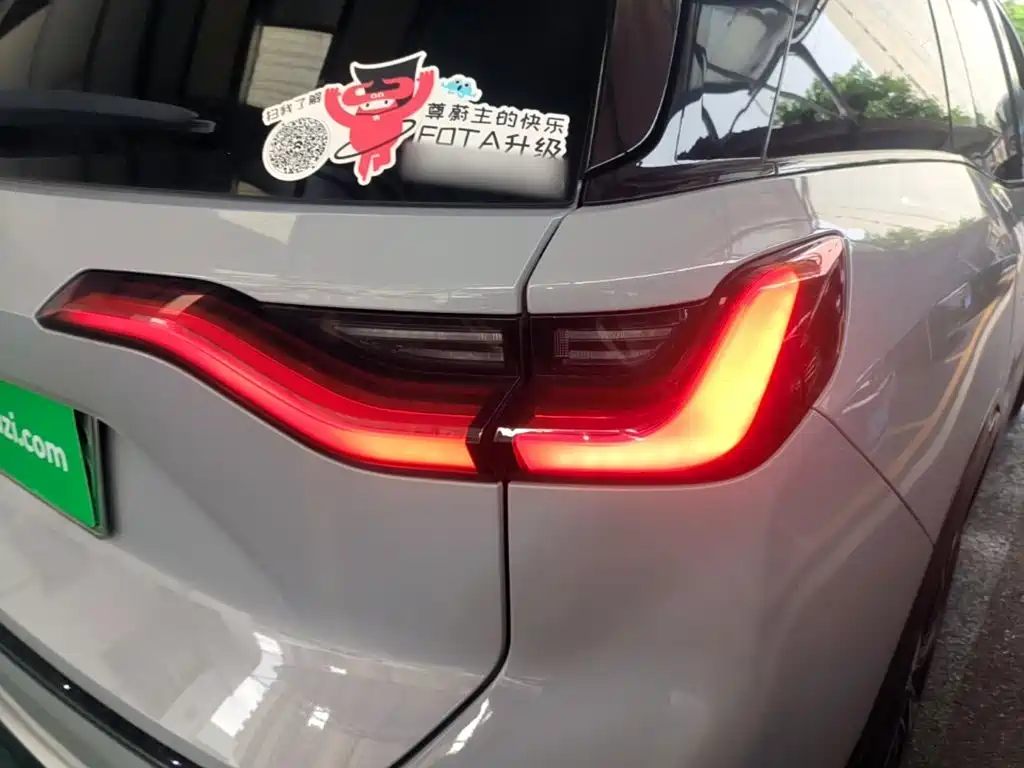 NIO ES8 2021 2020 415KM Signature Edition 6-Seater
