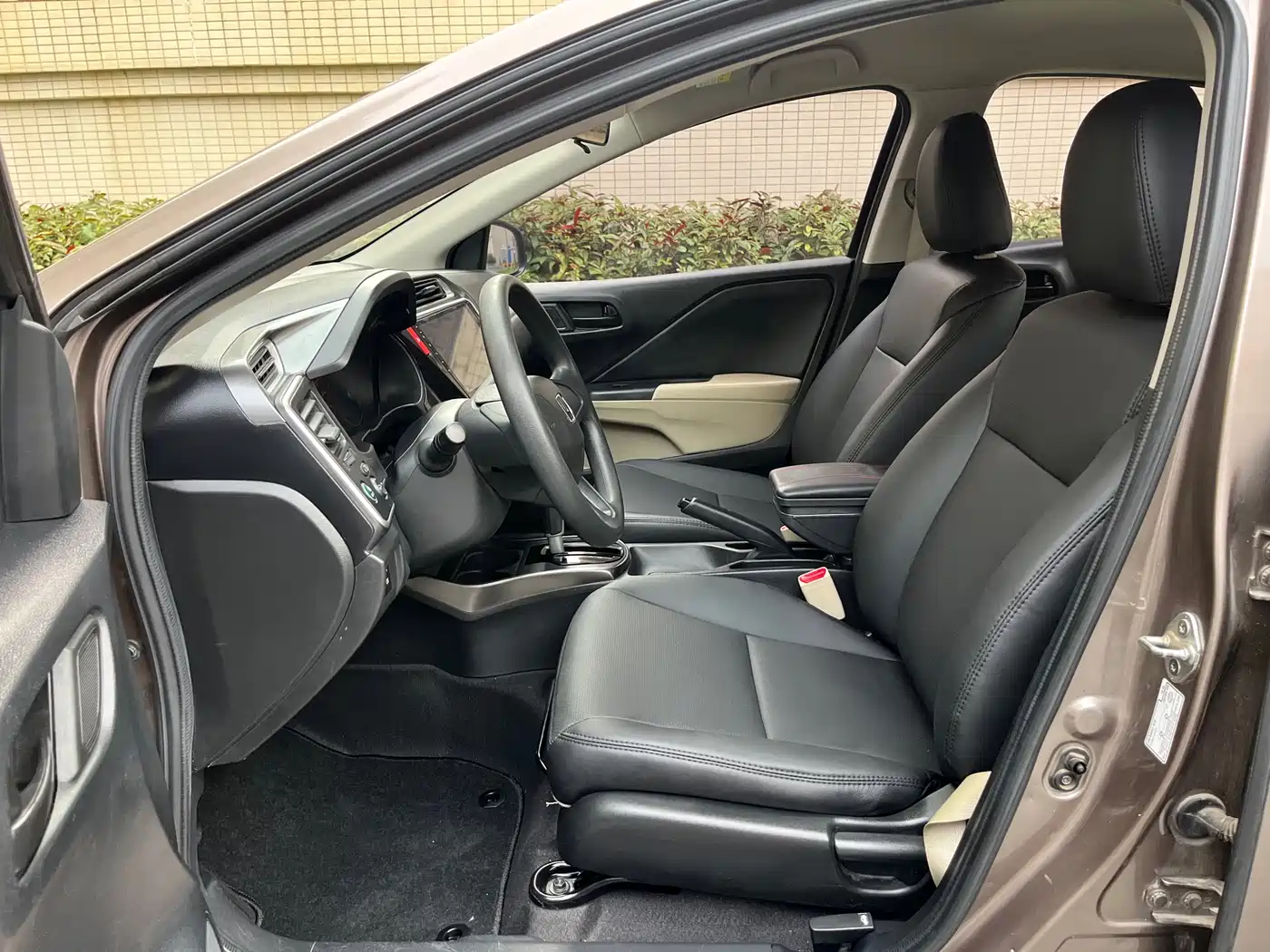 Honda Greiz 2017 2016 1.5L CVT Classic Edition