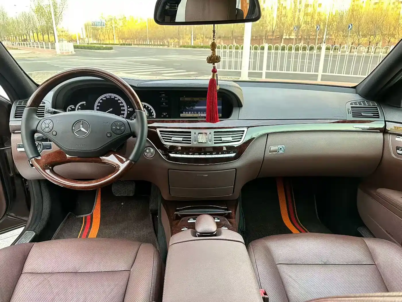 Mercedes-Benz S-Class 2012 S 350 L Grand Edition фото 2