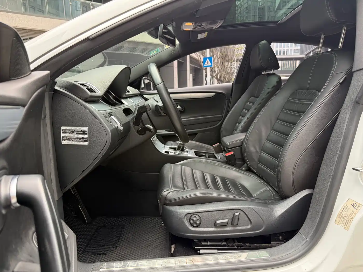 Volkswagen FAW-Volkswagen CC 2016 Model 1.8TSI Premium фото 9