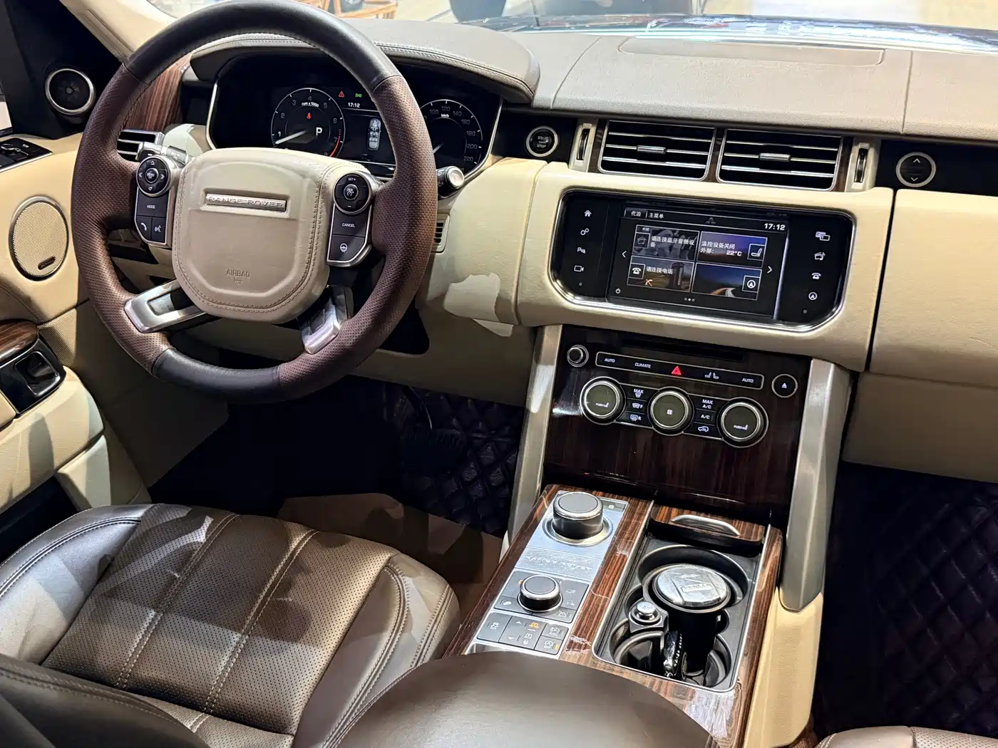 Land Rover Range Rover 2016 3.0 SC V6 Vogue фото 5