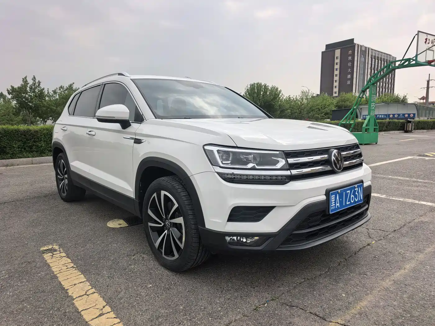 Volkswagen Tharu 2022 280TSI FWD Luxury Edition фото 3