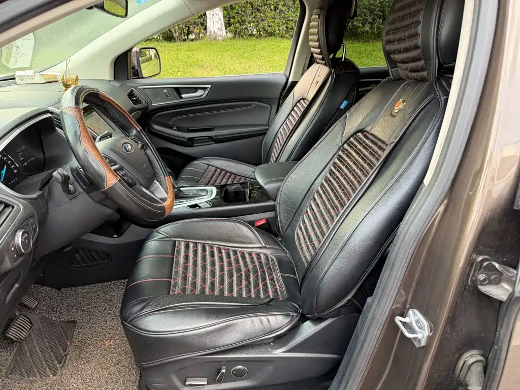Фото 8 - Ford Edge