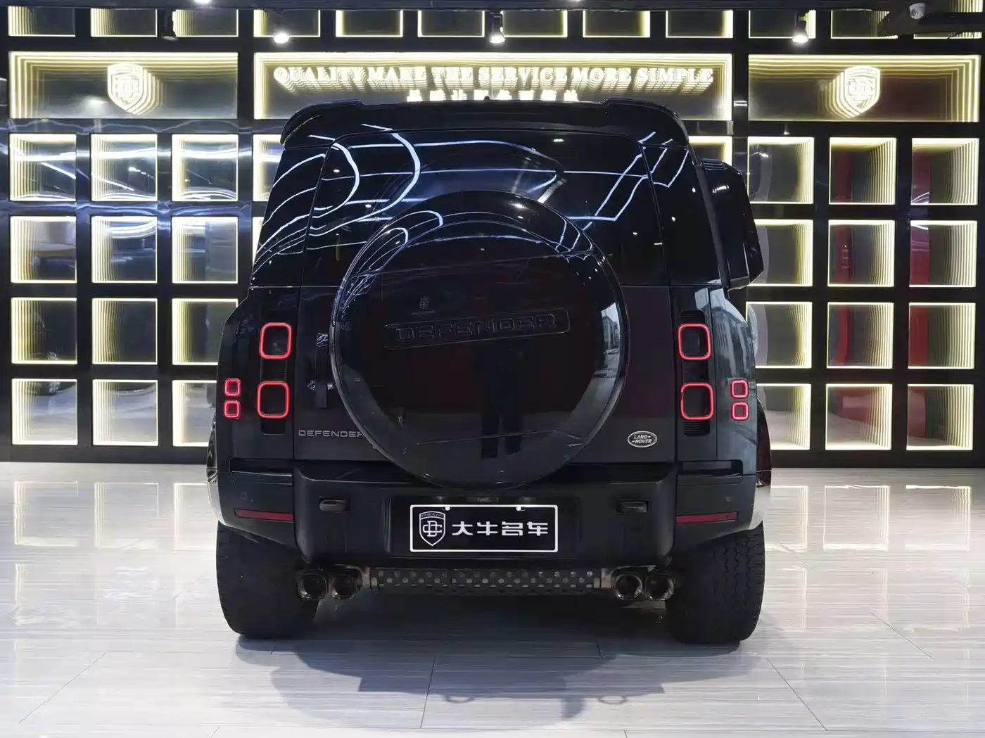 Land Rover Defender 2023 Model 110 3.0T P400 X-DYNAMIC HSE фото 5