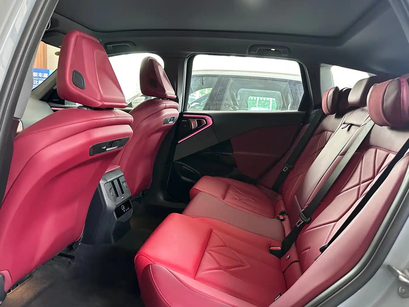 BMW X3 2025 xDrive30L Premium M Sport Package фото 7