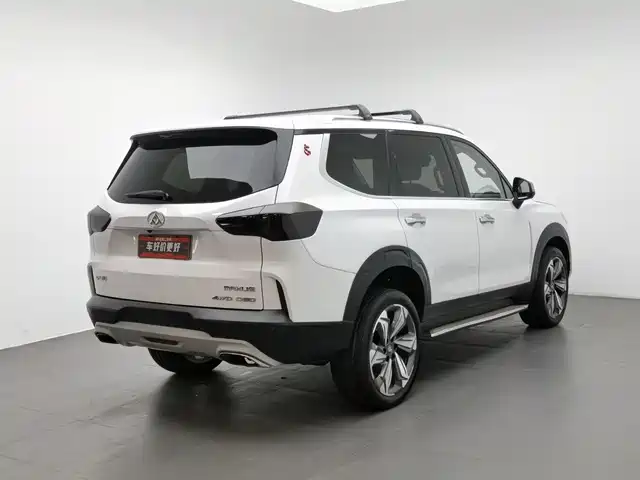 SAIC Maxus D90 2017 2.0T Automatic 4WD Sirius — фото 2