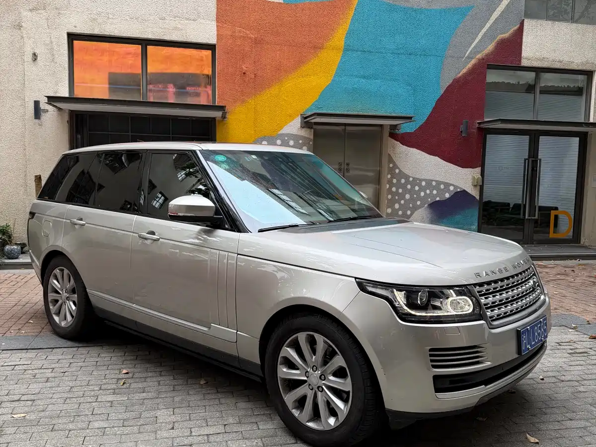Land Rover Range Rover 2016 3.0 SC V6 Vogue фото 2