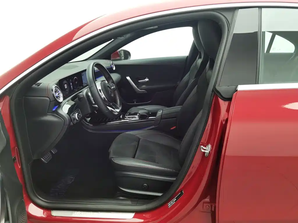 Mercedes-Benz CLA, миниатюра 10