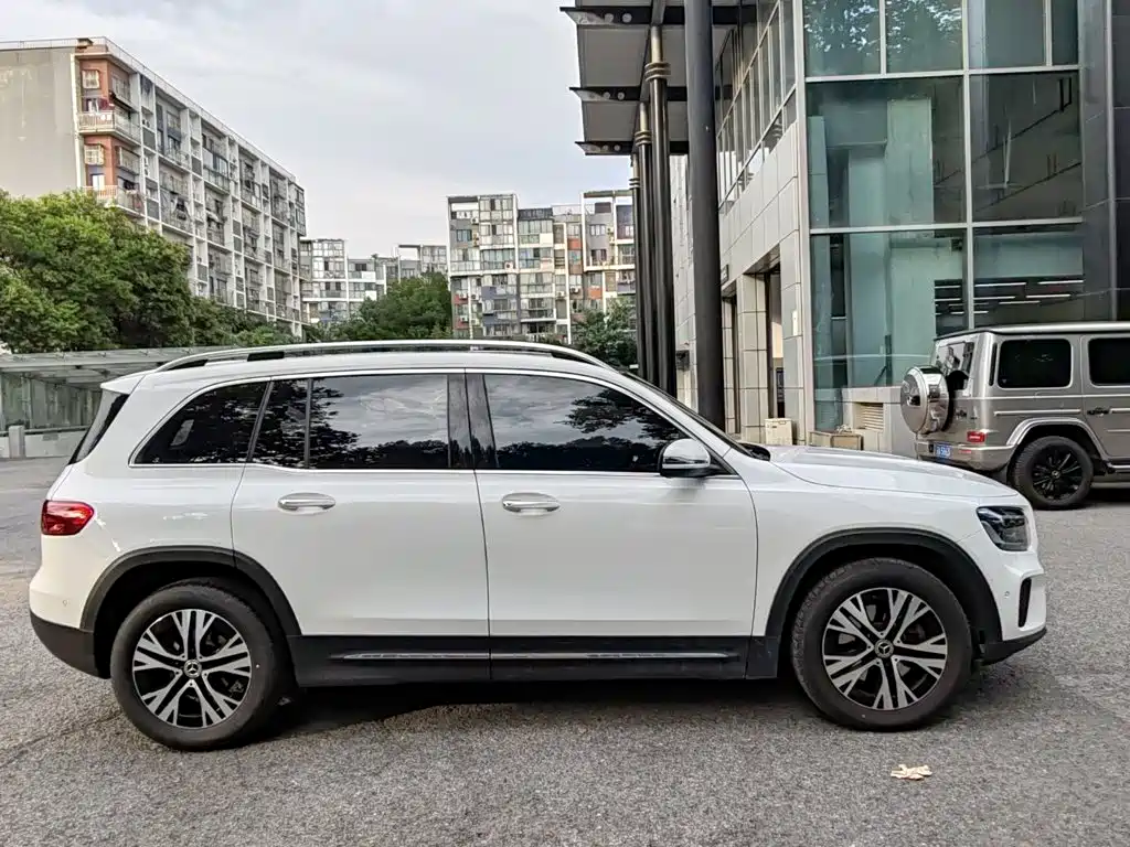 Mercedes-Benz GLB 2024 2024 Facelift GLB 220 Dynamic