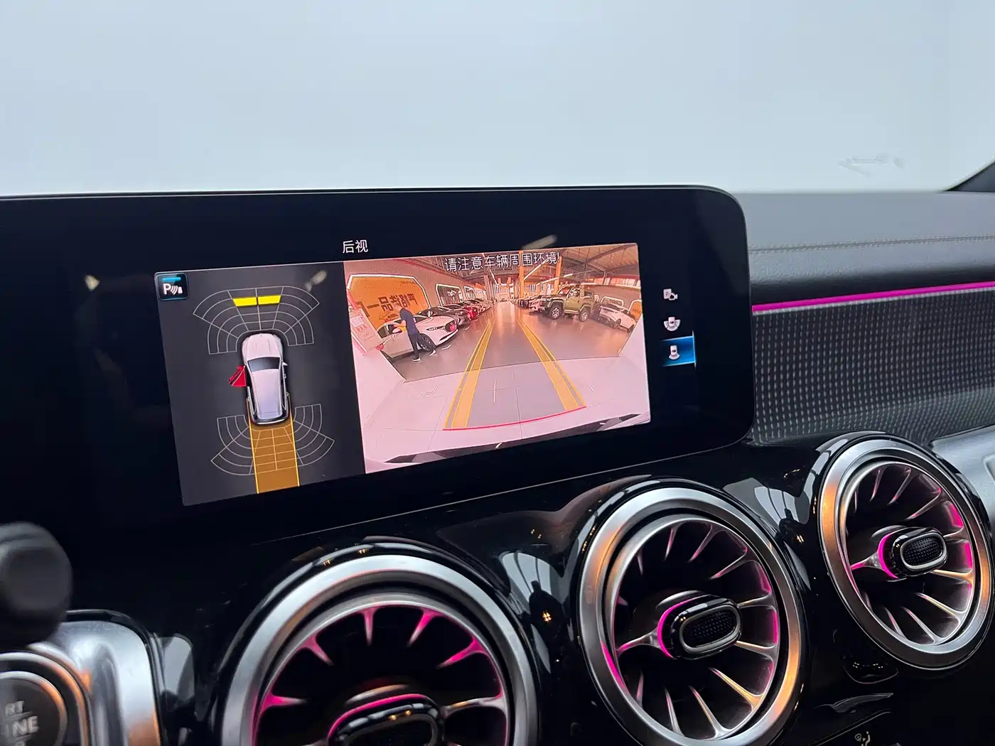 Mercedes-Benz GLB 2021 GLB 200 Dynamic фото 13