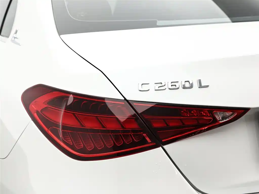 Mercedes-Benz C-Class 2023 Facelift C 260 L Sport Edition фото 7