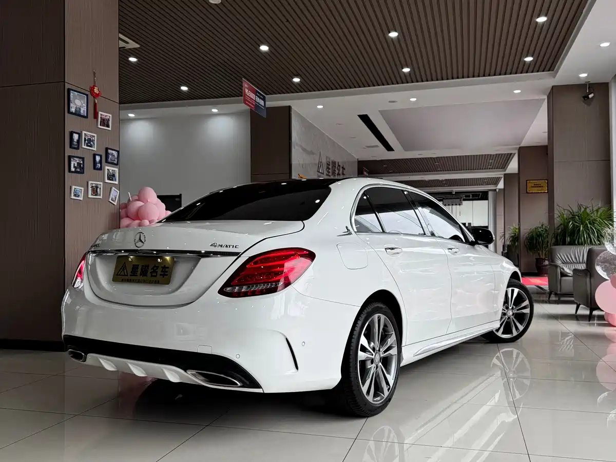 Mercedes-Benz C-Class 2015 C 200 L 4MATIC фото 2